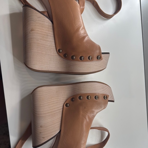 Vintage CHLOE Wedges - Picture 6 of 8